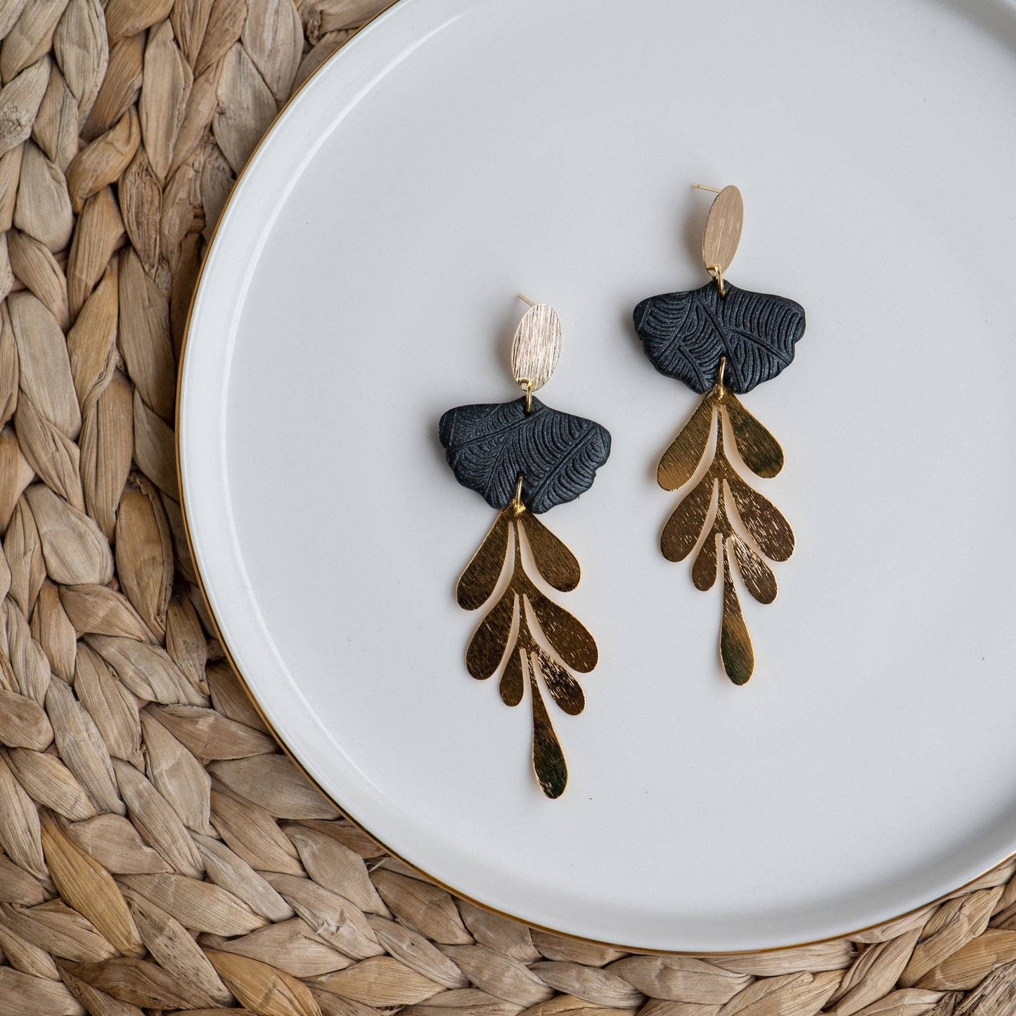 Cassia – Boucles Feuille Plaqué Or 18k Rose