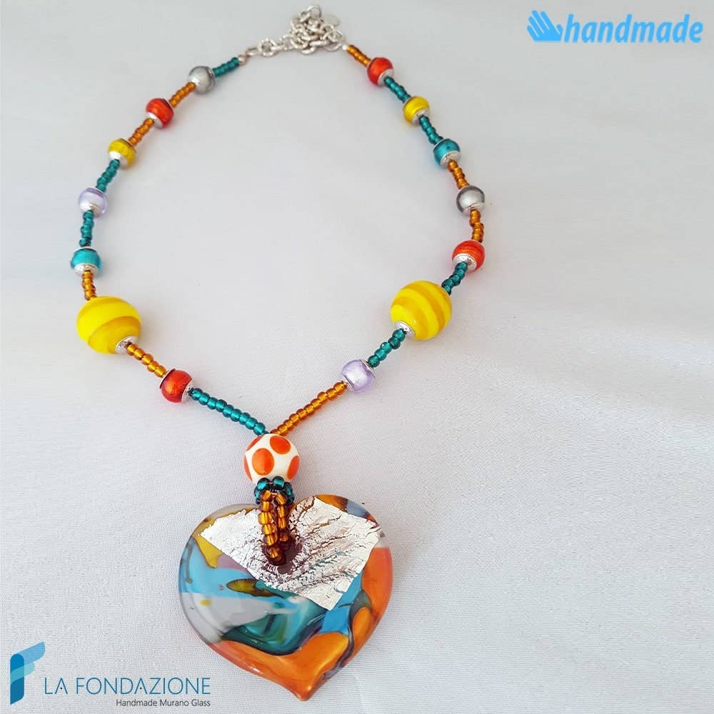 Collier Gipsy Heart en verre de Murano: Orange, bleu clair, jaune / Cœur / Argent, cristaux, verre