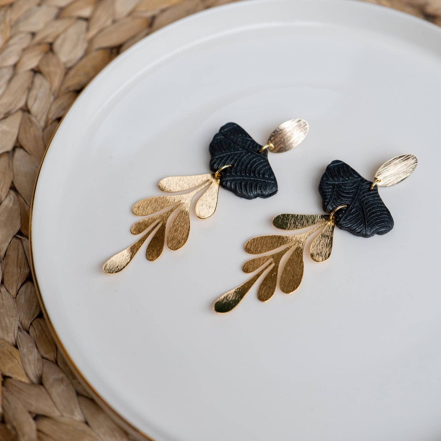 Cassia – Boucles Feuille Plaqué Or 18k Rose