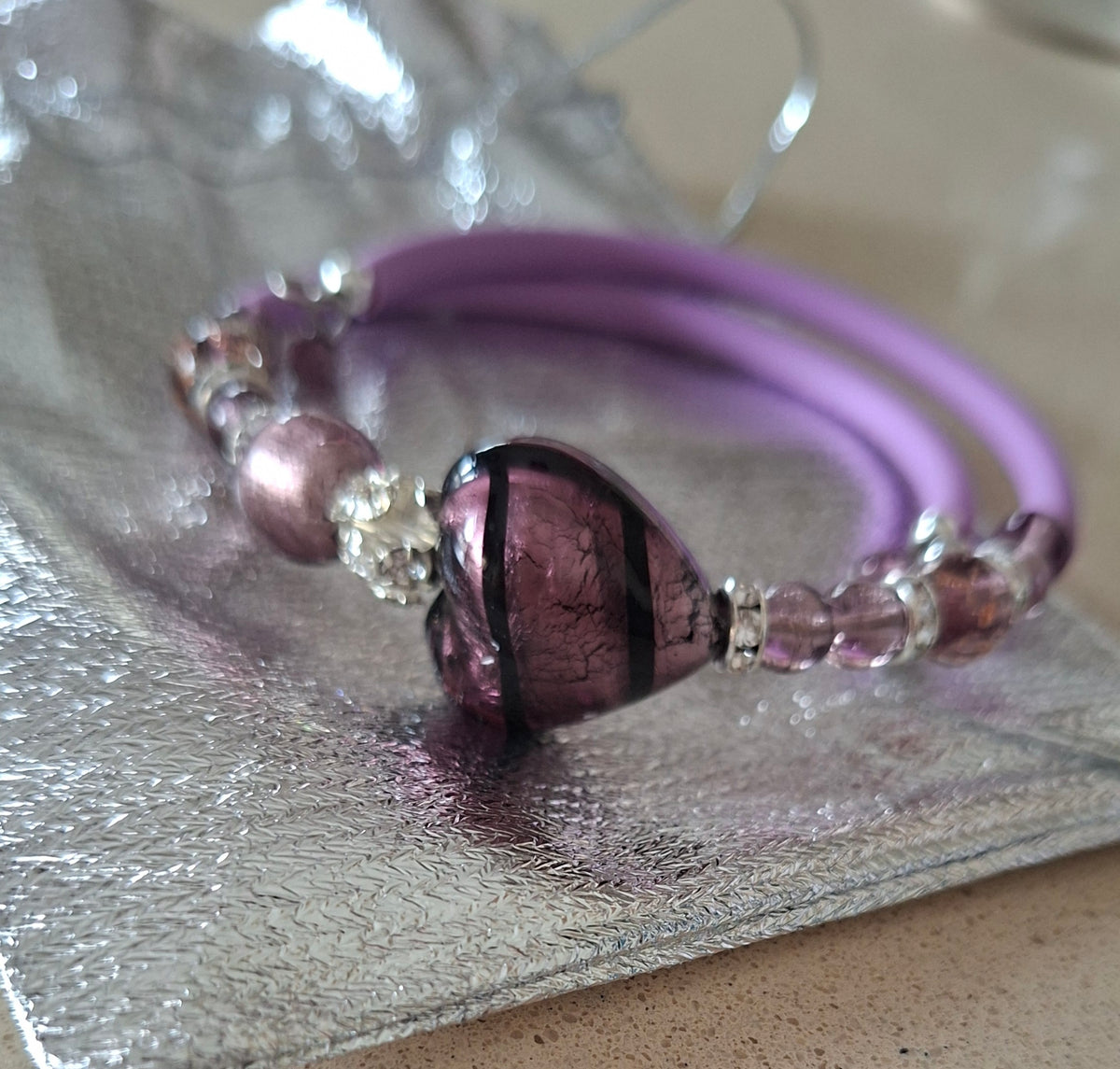 Cupido - Bracelet en verre de Murano: Améthyste